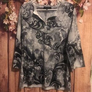 B.L.U.E. 3/4 SLEEVE DESIGNED TUNIC